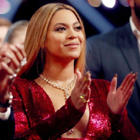 beyonce wins album of the year